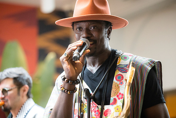 0371H_3-29-25_Smithsonian-Museum-of-African-Art-Cheikh-Ibra-Fam-Concert-Event-Photojournalism