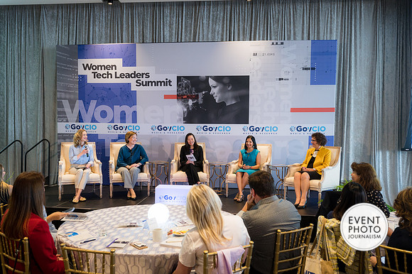 0261__4-13-23_GovCIO-Women-Tech-Leaders-Meeting_Spy-Museum-Washington-DC-EventPhotojournalism-conference-photographers