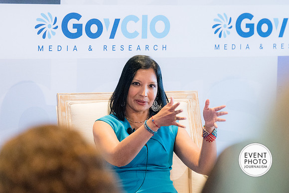 0375__4-13-23_GovCIO-Women-Tech-Leaders-Meeting_Spy-Museum-Washington-DC-EventPhotojournalism-conference-photographers