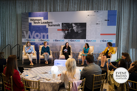 0255__4-13-23_GovCIO-Women-Tech-Leaders-Meeting_Spy-Museum-Washington-DC-EventPhotojournalism-conference-photographers