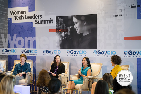 0352__4-13-23_GovCIO-Women-Tech-Leaders-Meeting_Spy-Museum-Washington-DC-EventPhotojournalism-conference-photographers