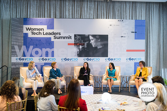 0397__4-13-23_GovCIO-Women-Tech-Leaders-Meeting_Spy-Museum-Washington-DC-EventPhotojournalism-conference-photographers