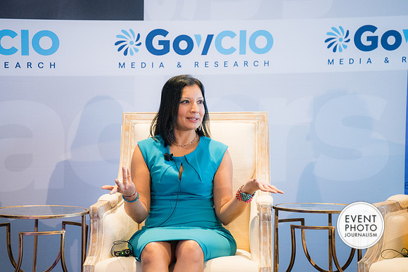 0384__4-13-23_GovCIO-Women-Tech-Leaders-Meeting_Spy-Museum-Washington-DC-EventPhotojournalism-conference-photographers