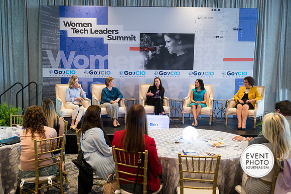 0389__4-13-23_GovCIO-Women-Tech-Leaders-Meeting_Spy-Museum-Washington-DC-EventPhotojournalism-conference-photographers