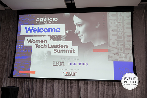 0058__4-13-23_GovCIO-Women-Tech-Leaders-Meeting_Spy-Museum-Washington-DC-EventPhotojournalism-conference-photographers