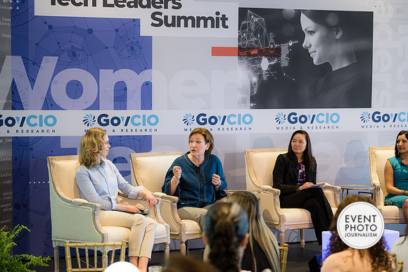 0362__4-13-23_GovCIO-Women-Tech-Leaders-Meeting_Spy-Museum-Washington-DC-EventPhotojournalism-conference-photographers