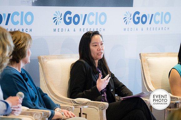 0284__4-13-23_GovCIO-Women-Tech-Leaders-Meeting_Spy-Museum-Washington-DC-EventPhotojournalism-conference-photographers