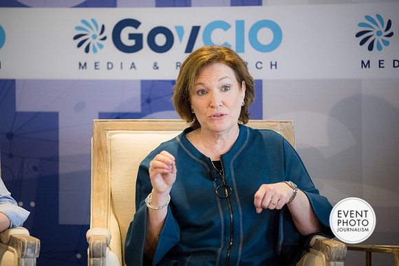 0331__4-13-23_GovCIO-Women-Tech-Leaders-Meeting_Spy-Museum-Washington-DC-EventPhotojournalism-conference-photographers