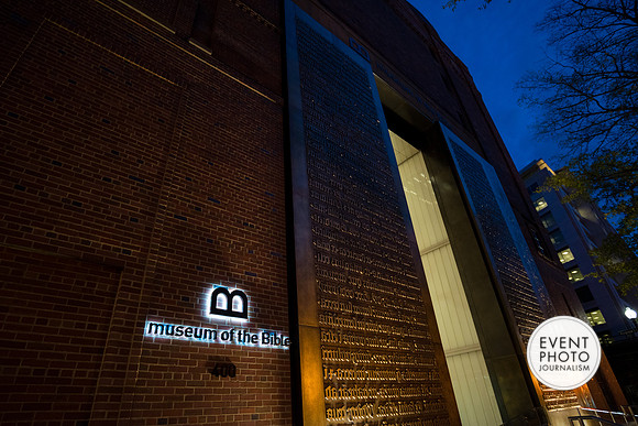 0010_12-2-22_Turning-Point-With-Dr-David-Jeremiah_East-Coast-Premier-Event-EventPhotojournalism-Washington-DC-Photographers-Museum-of-The-Bible