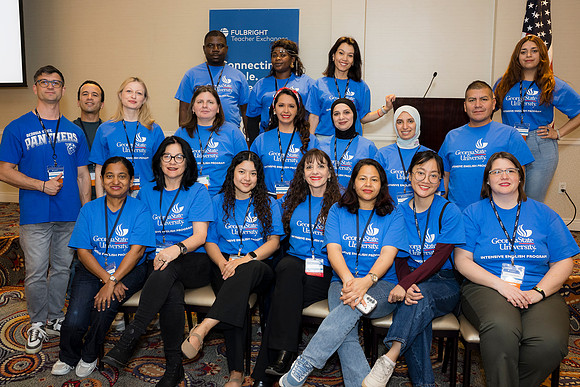 0077_3-10-26_Fulbright-End-of-Program-Workshop-DC-Washington-Plaza-Hotel-Event-Photojournalism-Photography