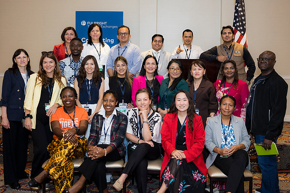 0082_3-10-26_Fulbright-End-of-Program-Workshop-DC-Washington-Plaza-Hotel-Event-Photojournalism-Photography