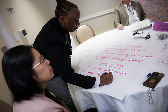 0142_3-11-26_Fulbright-End-of-Program-Workshop-DC-Washington-Plaza-Hotel-Event-Photojournalism-Photography