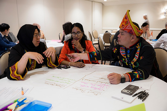 0158_3-11-26_Fulbright-End-of-Program-Workshop-DC-Washington-Plaza-Hotel-Event-Photojournalism-Photography