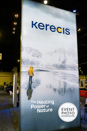 0033__4-28-23_Kerecis-SAWCExhibit-Booth-National-Harbor-Gaylord-Hotel-Washington-DC-EventPhotojournalism-event-photographers