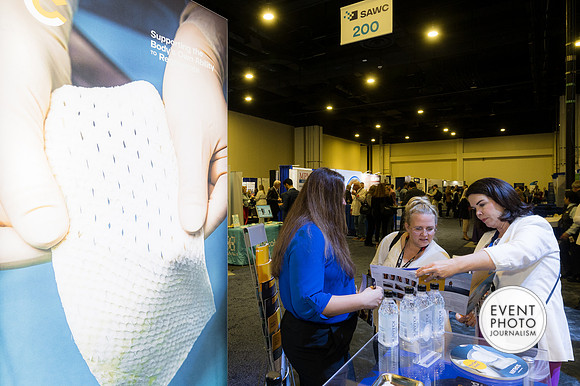 0176__4-28-23_Kerecis-SAWCExhibit-Booth-National-Harbor-Gaylord-Hotel-Washington-DC-EventPhotojournalism-event-photographers