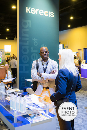 0162__4-28-23_Kerecis-SAWCExhibit-Booth-National-Harbor-Gaylord-Hotel-Washington-DC-EventPhotojournalism-event-photographers