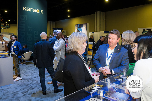 0339__4-28-23_Kerecis-SAWCExhibit-Booth-National-Harbor-Gaylord-Hotel-Washington-DC-EventPhotojournalism-event-photographers