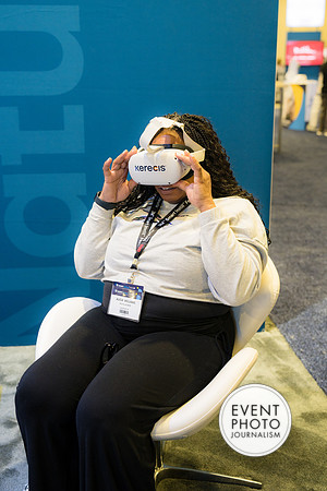 0149__4-28-23_Kerecis-SAWCExhibit-Booth-National-Harbor-Gaylord-Hotel-Washington-DC-EventPhotojournalism-event-photographers