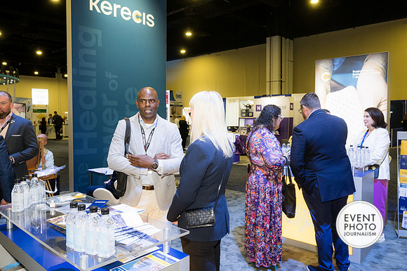 0164__4-28-23_Kerecis-SAWCExhibit-Booth-National-Harbor-Gaylord-Hotel-Washington-DC-EventPhotojournalism-event-photographers