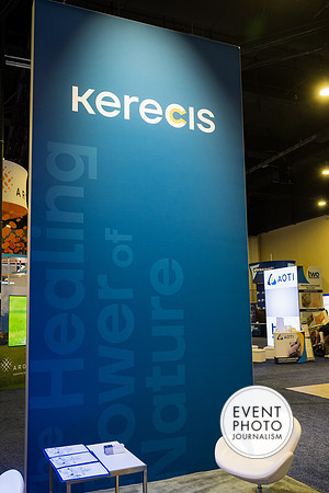 0018__4-28-23_Kerecis-SAWCExhibit-Booth-National-Harbor-Gaylord-Hotel-Washington-DC-EventPhotojournalism-event-photographers