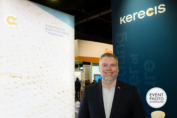 0359__4-28-23_Kerecis-SAWCExhibit-Booth-National-Harbor-Gaylord-Hotel-Washington-DC-EventPhotojournalism-event-photographers