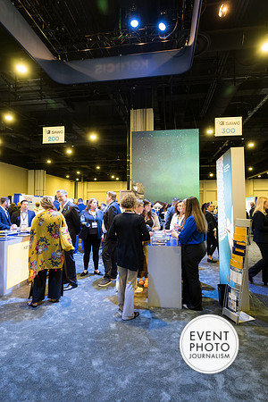 0381__4-28-23_Kerecis-SAWCExhibit-Booth-National-Harbor-Gaylord-Hotel-Washington-DC-EventPhotojournalism-event-photographers