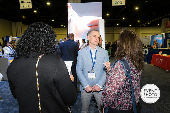 0173__4-28-23_Kerecis-SAWCExhibit-Booth-National-Harbor-Gaylord-Hotel-Washington-DC-EventPhotojournalism-event-photographers