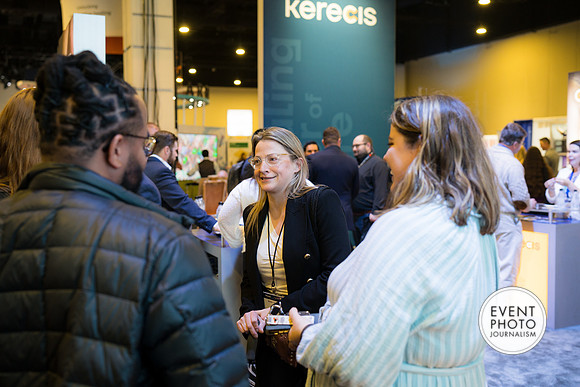 0239__4-28-23_Kerecis-SAWCExhibit-Booth-National-Harbor-Gaylord-Hotel-Washington-DC-EventPhotojournalism-event-photographers