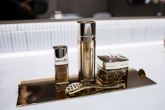 0080__4-23-26_Dior-Beauty-Masterclass-Bloomingdales-Tysons-Virginia-Event-Photojournalism-Photographer