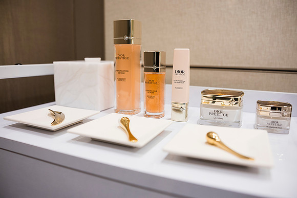 0090__4-23-26_Dior-Beauty-Masterclass-Bloomingdales-Tysons-Virginia-Event-Photojournalism-Photographer
