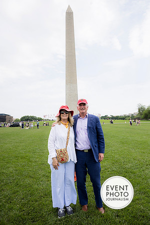 0035__5-17-26_Alexander's-GWU-Graduation-Family-Session-Event-Photojournalism-photography