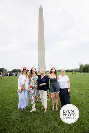0042__5-17-26_Alexander's-GWU-Graduation-Family-Session-Event-Photojournalism-photography