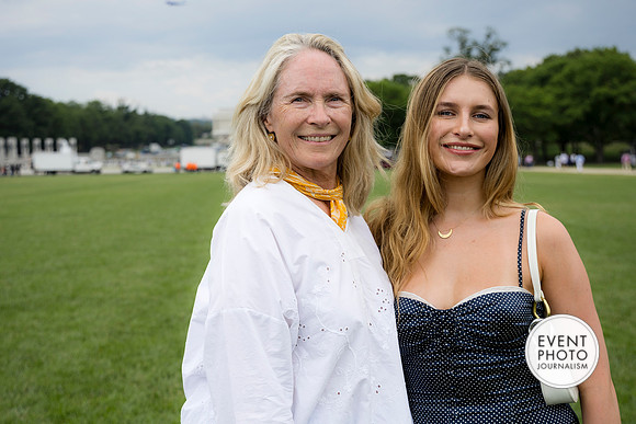 0057__5-17-26_Alexander's-GWU-Graduation-Family-Session-Event-Photojournalism-photography