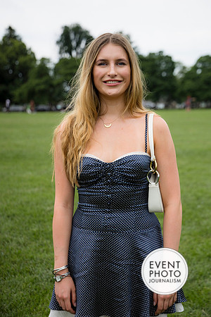 0061__5-17-26_Alexander's-GWU-Graduation-Family-Session-Event-Photojournalism-photography