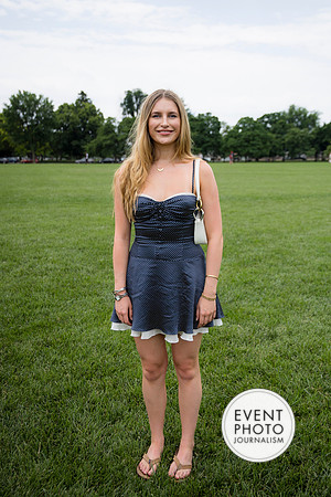 0060__5-17-26_Alexander's-GWU-Graduation-Family-Session-Event-Photojournalism-photography