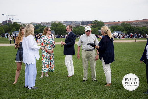 0141__5-17-26_Alexander's-GWU-Graduation-Family-Session-Event-Photojournalism-photography