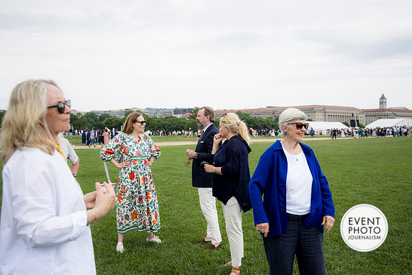 0159__5-17-26_Alexander's-GWU-Graduation-Family-Session-Event-Photojournalism-photography