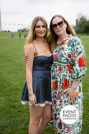 0201__5-17-26_Alexander's-GWU-Graduation-Family-Session-Event-Photojournalism-photography