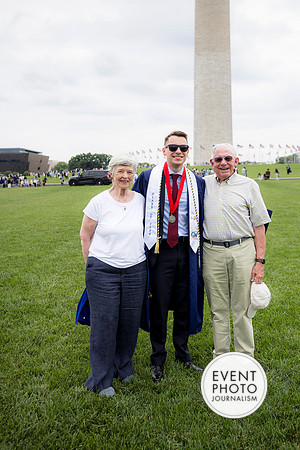 0228__5-17-26_Alexander's-GWU-Graduation-Family-Session-Event-Photojournalism-photography