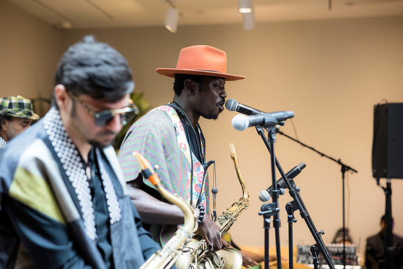 0185H_3-29-25_Smithsonian-Museum-of-African-Art-Cheikh-Ibra-Fam-Concert-Event-Photojournalism
