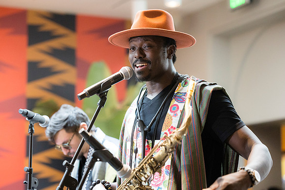 0197H_3-29-25_Smithsonian-Museum-of-African-Art-Cheikh-Ibra-Fam-Concert-Event-Photojournalism