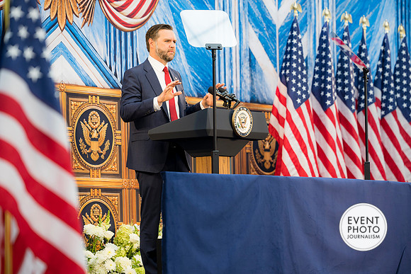 1001__9-3-26 Foundry-School-USIP-DC-Event-Photojournalism