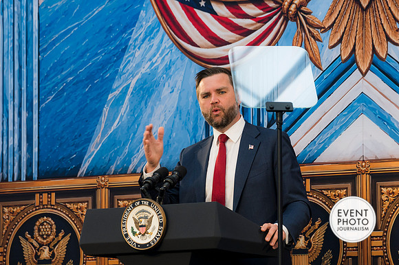 1084__9-3-26 Foundry-School-USIP-DC-Event-Photojournalism
