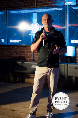 0845__9-8-26_The-Nuclear-Company-Gigawatt-Age-Washington-DC-Event-Photojournalism-photographer