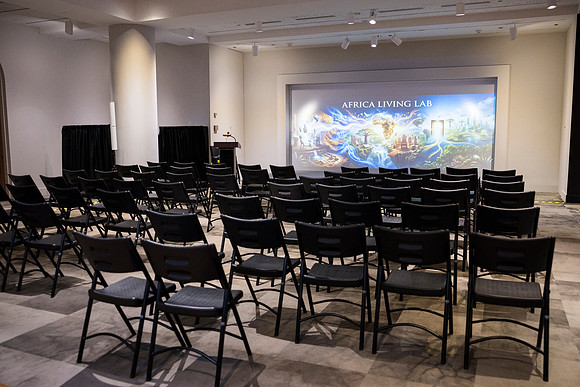 0041__9-12-26__NMAfA-Teaching-Africa-Program-Event-Photojournalism-DC-Photographers