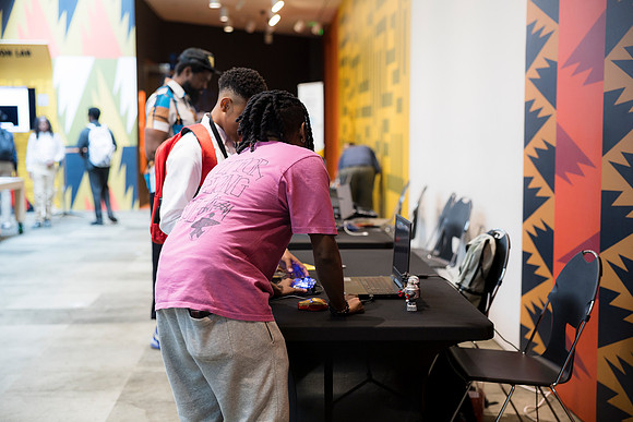 0108__9-12-26__NMAfA-Teaching-Africa-Program-Event-Photojournalism-DC-Photographers