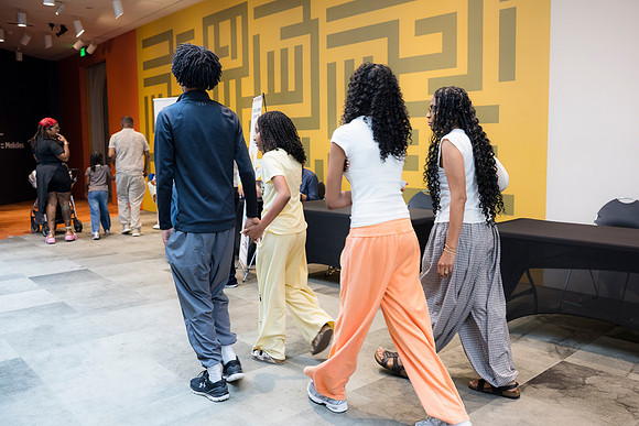 0189__9-12-26__NMAfA-Teaching-Africa-Program-Event-Photojournalism-DC-Photographers