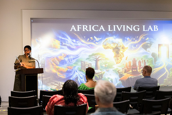 0284__9-12-26__NMAfA-Teaching-Africa-Program-Event-Photojournalism-DC-Photographers