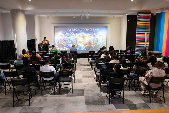 0296__9-12-26__NMAfA-Teaching-Africa-Program-Event-Photojournalism-DC-Photographers