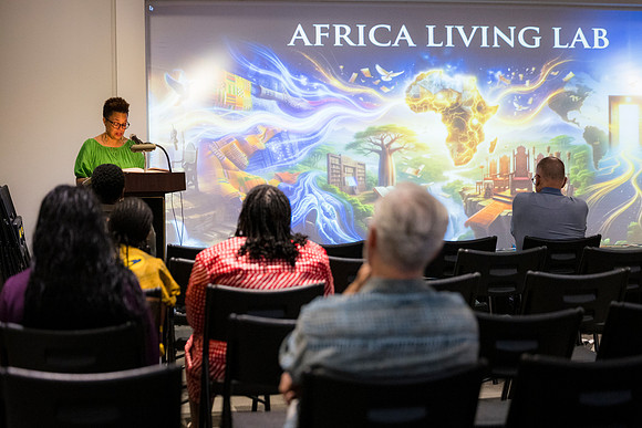 0394__9-12-26__NMAfA-Teaching-Africa-Program-Event-Photojournalism-DC-Photographers
